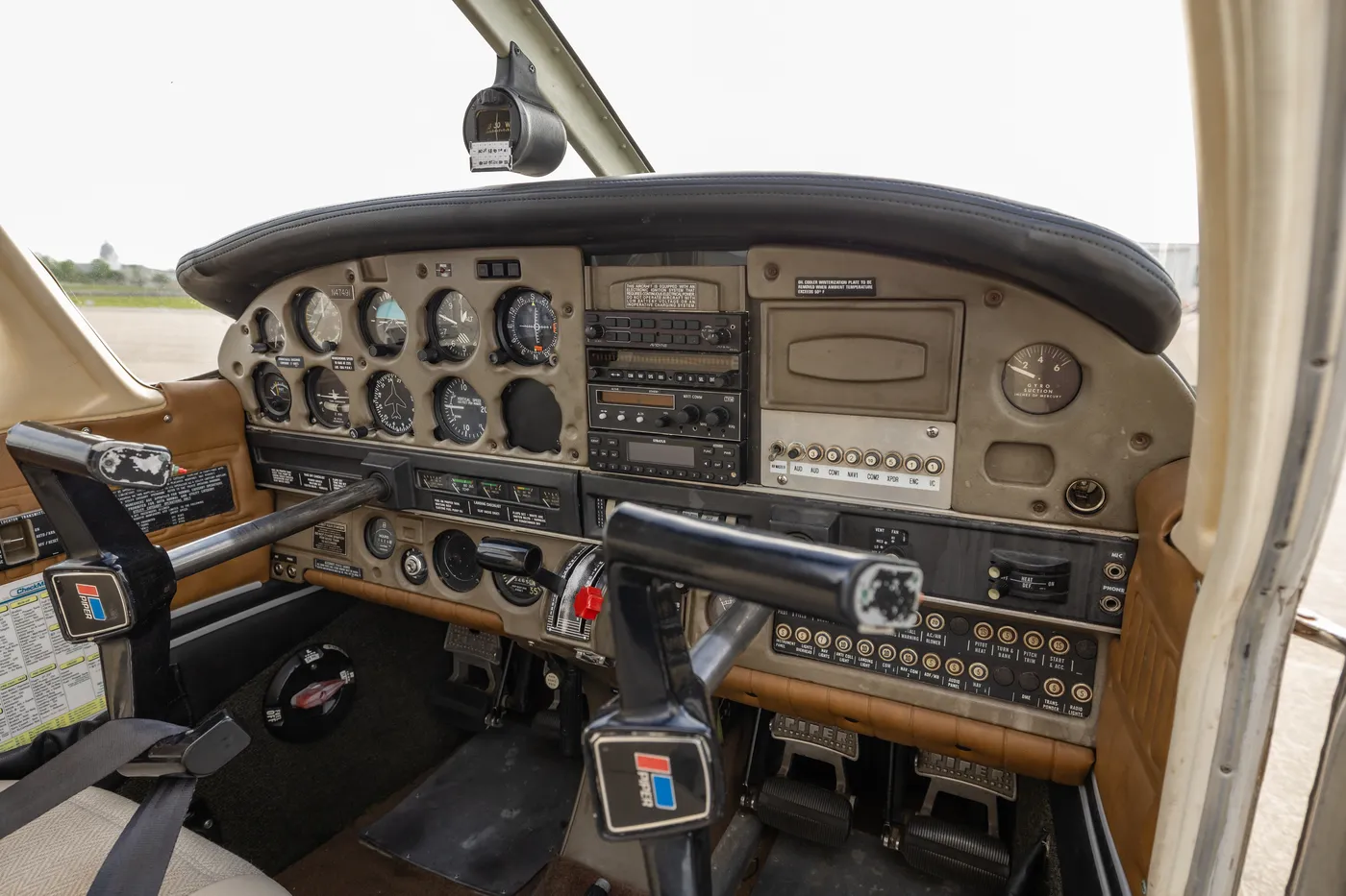 Piper PA-28 Warrior (N47491) at Jefferson City Flying Service — photo 3