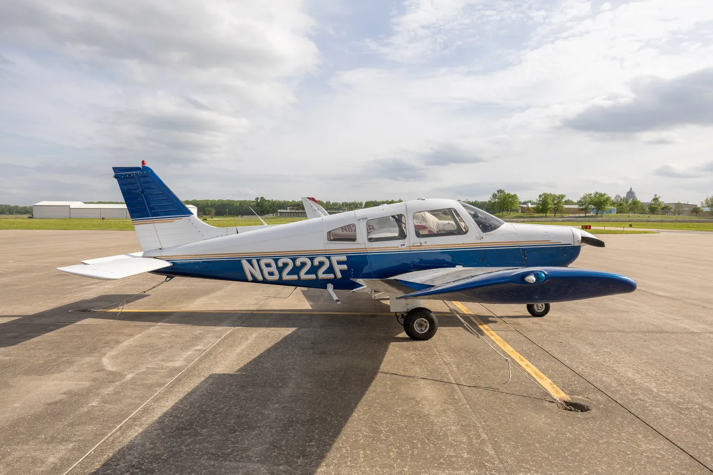 Piper PA-28 Warrior (N8222F) at Jefferson City Flying Service — photo 2